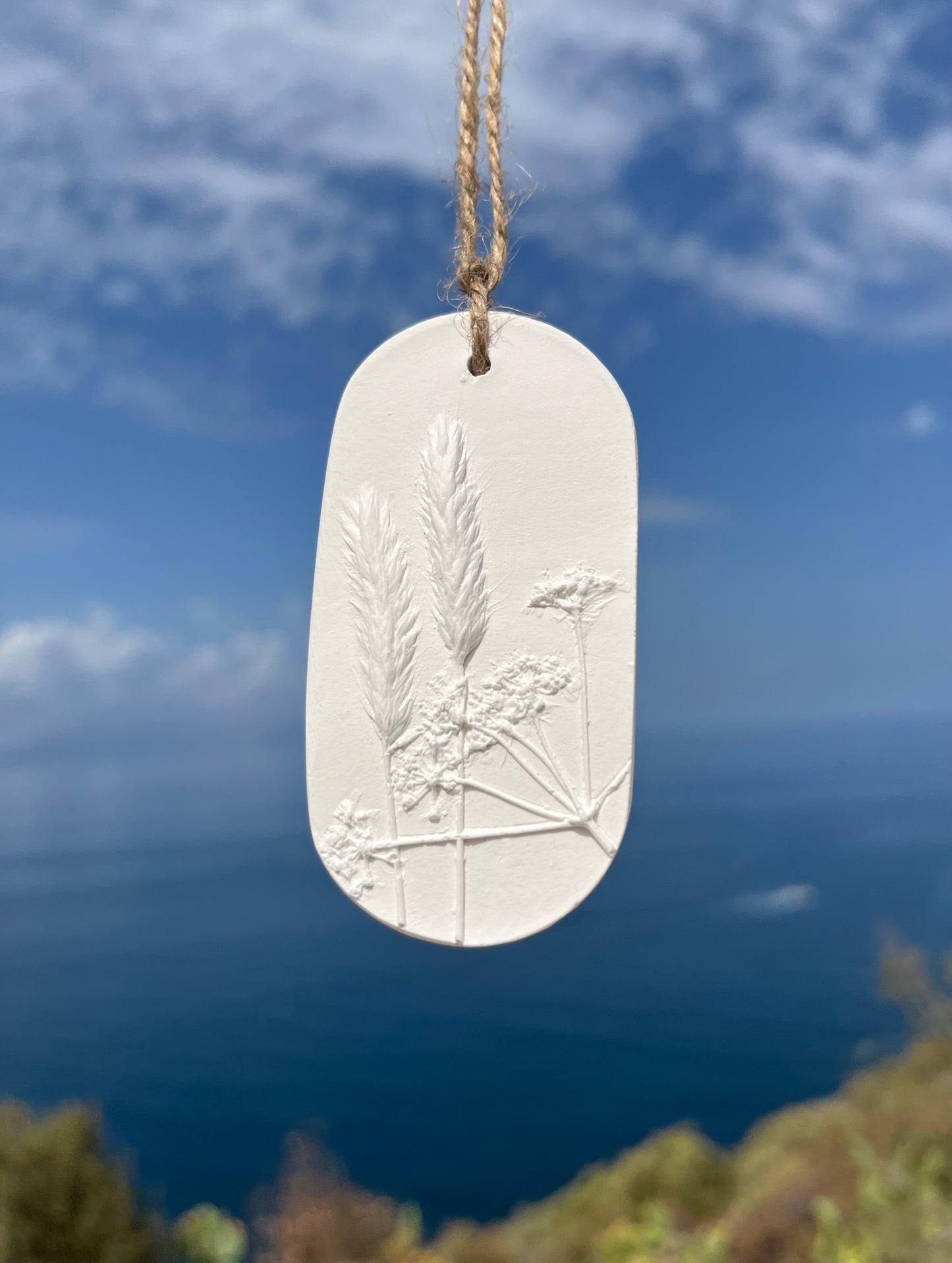 Meadow Botanical Cast Fragrance Diffuser Small