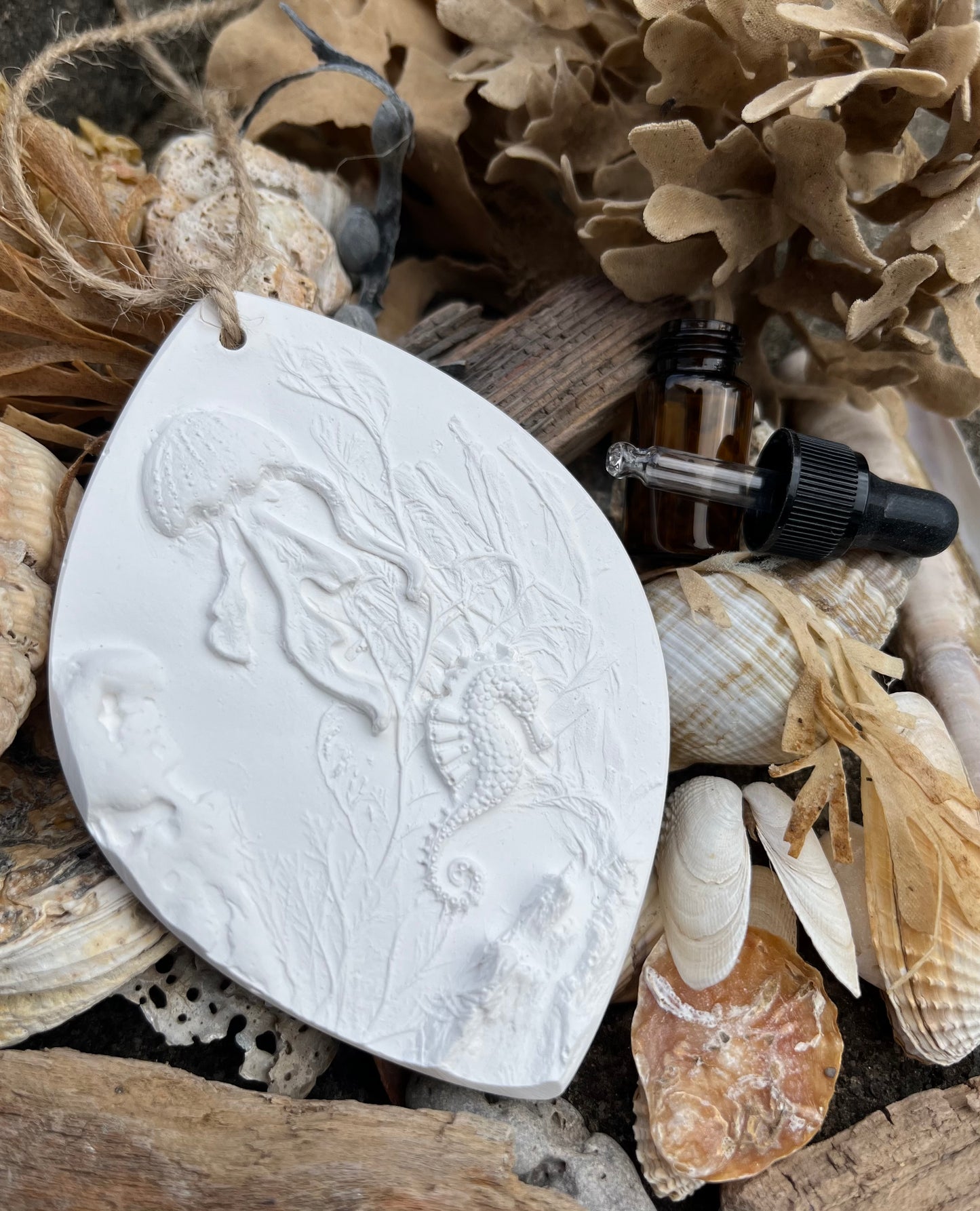 Jellyfish & Seahorse Botanical Cast Fragrance Diffuser Large