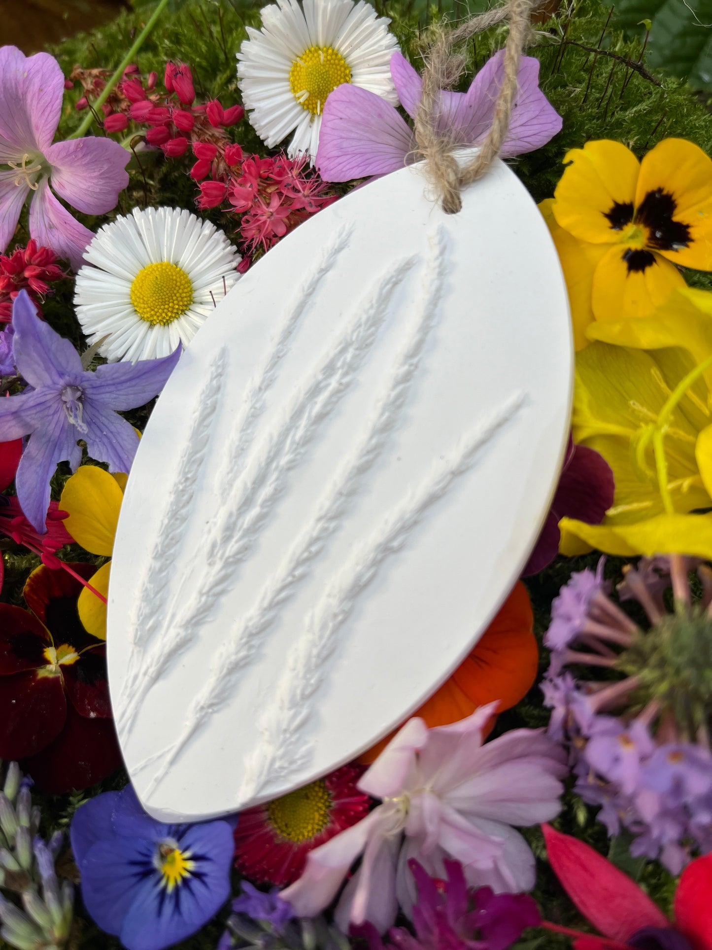 Meadow Grass Botanical Cast Fragrance Diffuser Large