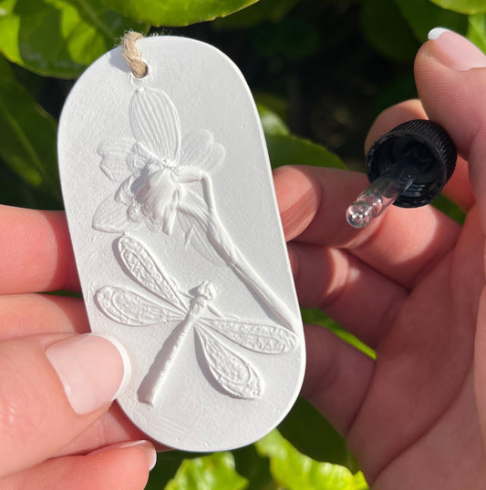 Dragonfly and Snowdrop Botanical Cast Fragrance Diffuser Small
