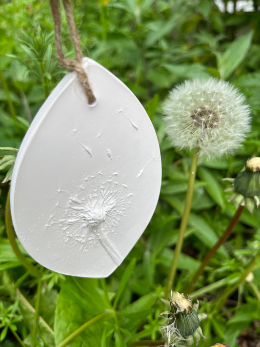 Dandelion Wish Botanical Cast Fragrance Diffuser Large