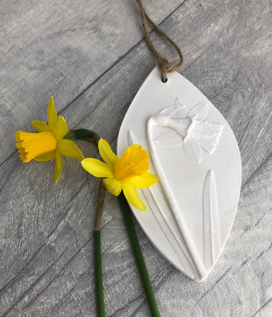 Daffodil Botanical Cast Fragrance Diffuser large