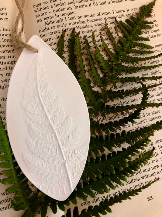 Spring Fern Botanical Cast Fragrance Diffuser Large