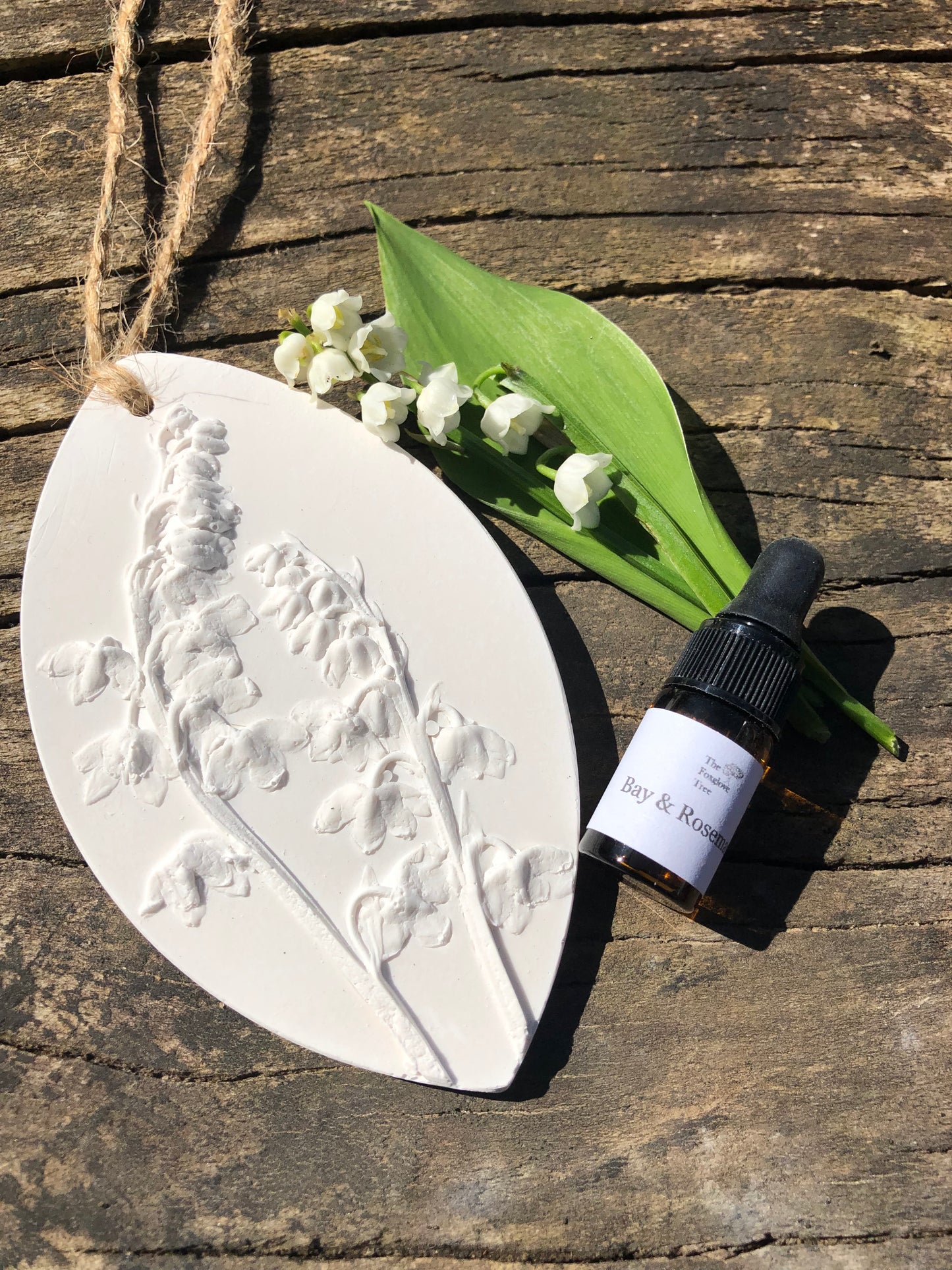 Lily of the Valley Botanical Cast Fragrance Diffuser Large