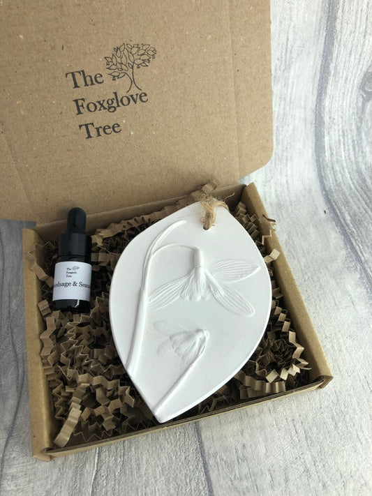 Snowdrop and Bud Botanical Cast Fragrance Diffuser Large