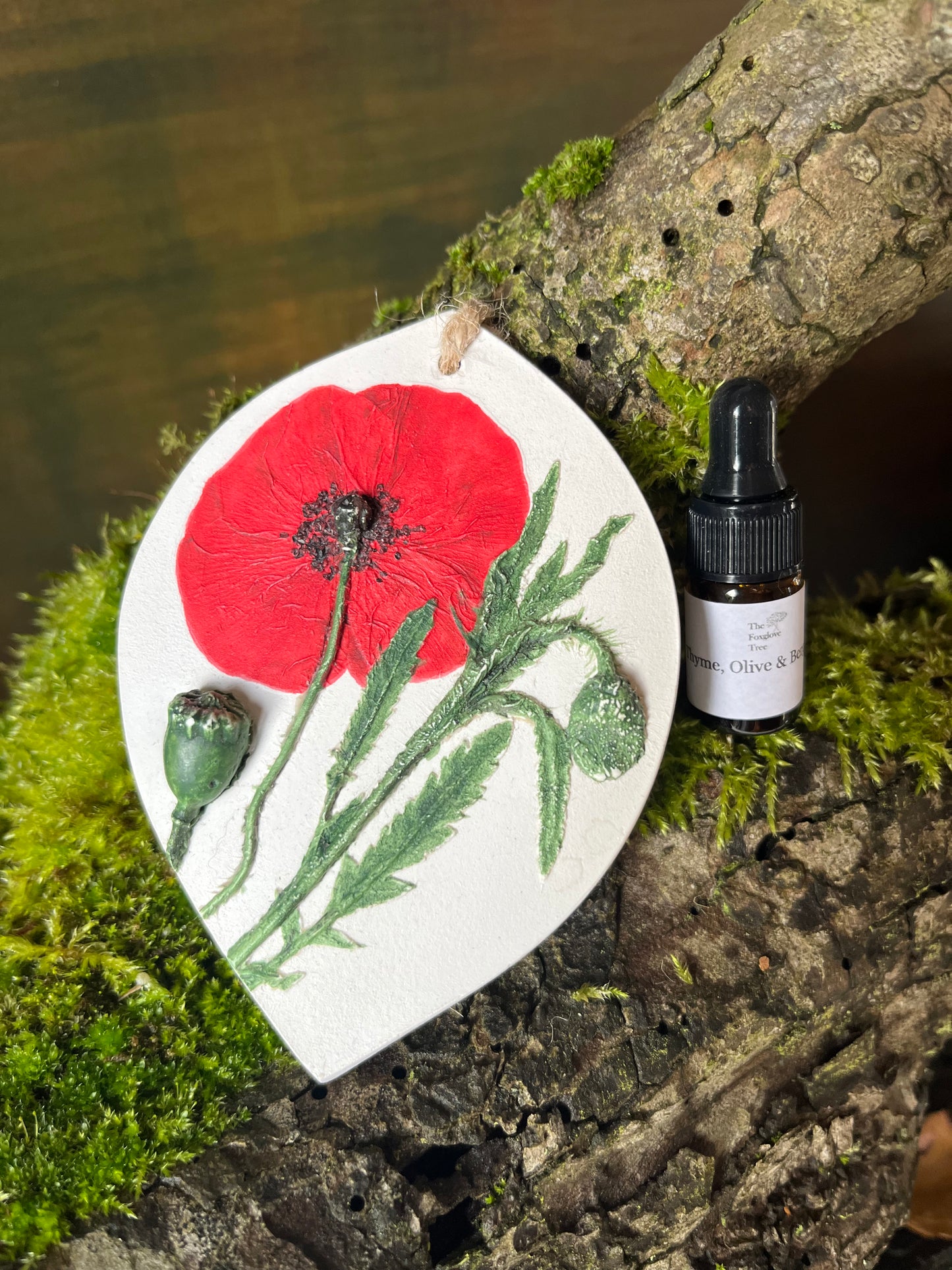 Poppy Botanical Cast Fragrance Diffuser Painted