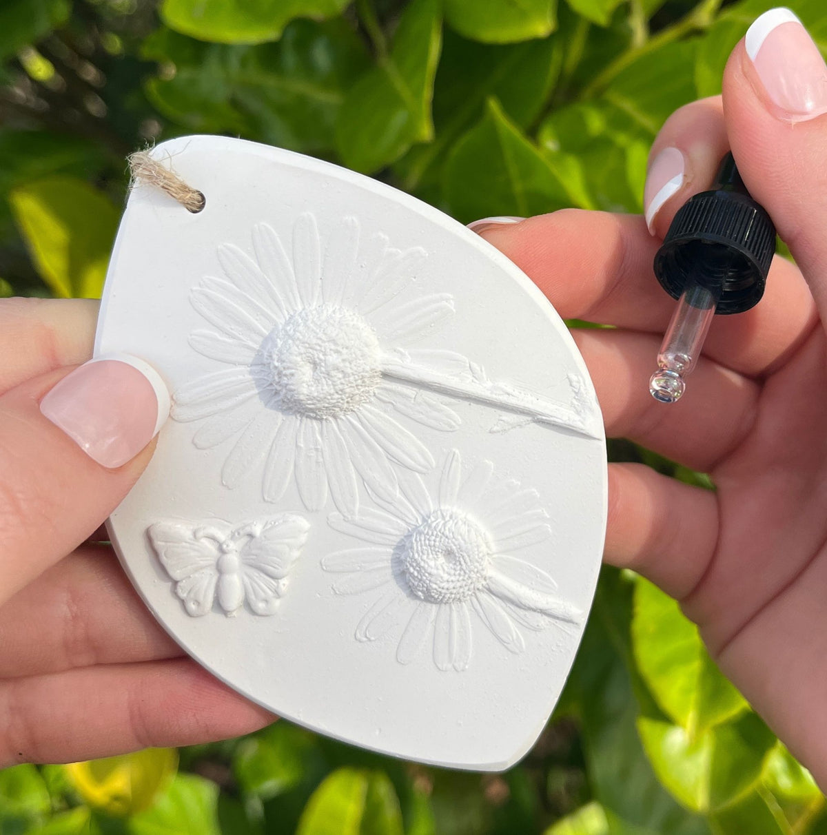 Daisy Diffuser Butterfly & Daisy Botanical Cast Fragrance Diffuser Large – thefoxglovetree