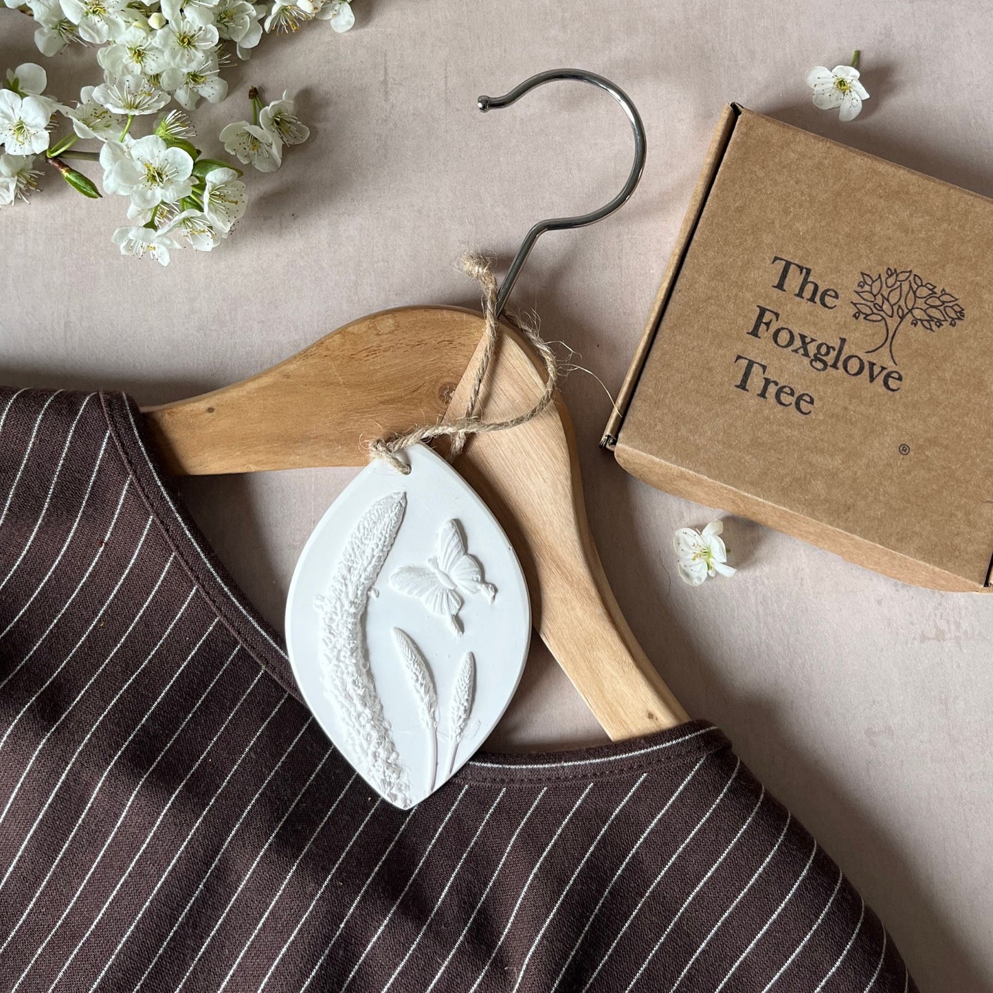 Butterfly & Veronica Botanical Cast Fragrance Diffuser Large