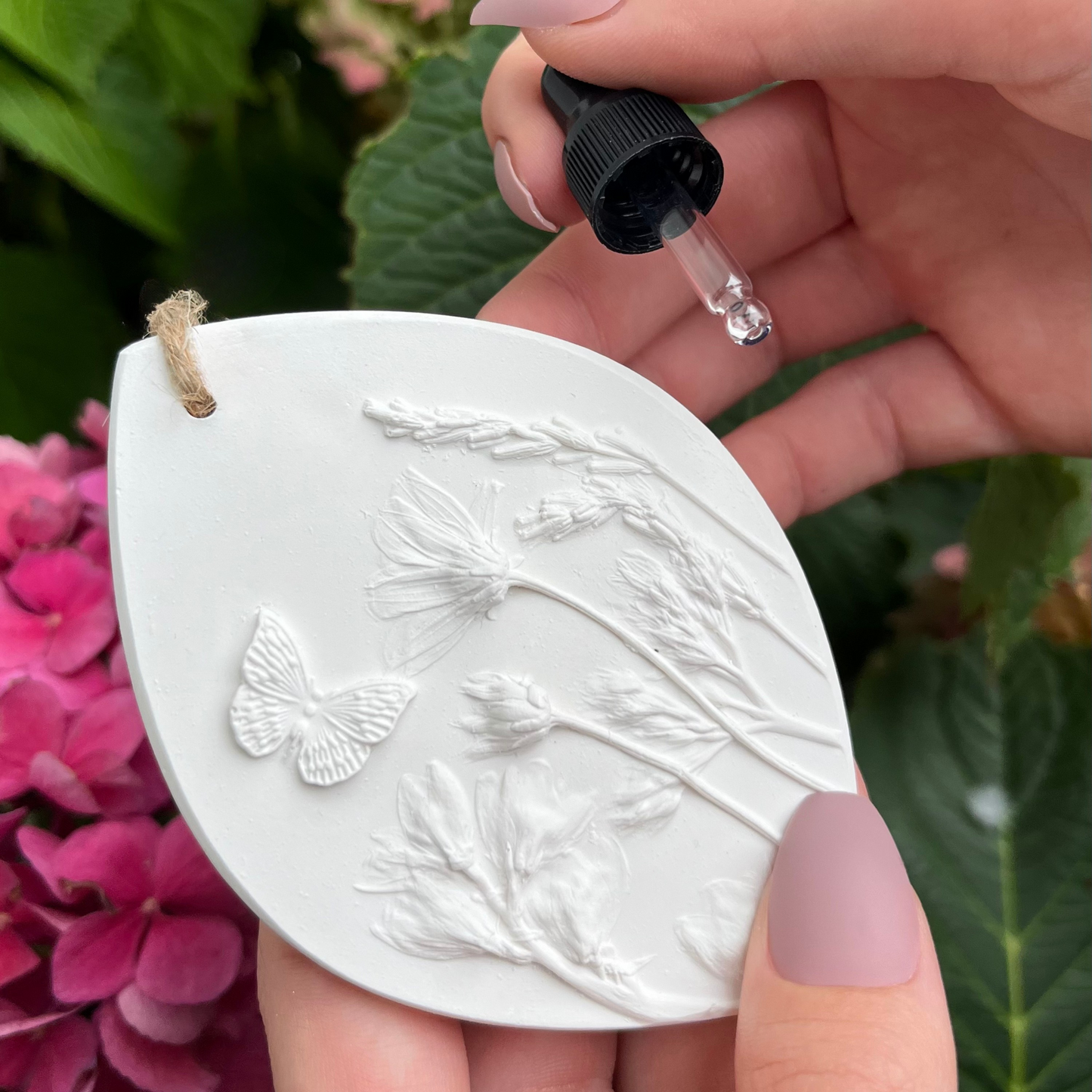 Cottage Garden Butterfly Botanical Cast Fragrance Diffuser Large