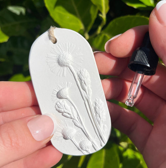 Wild Daisies Botanical Cast Fragrance Diffuser Small