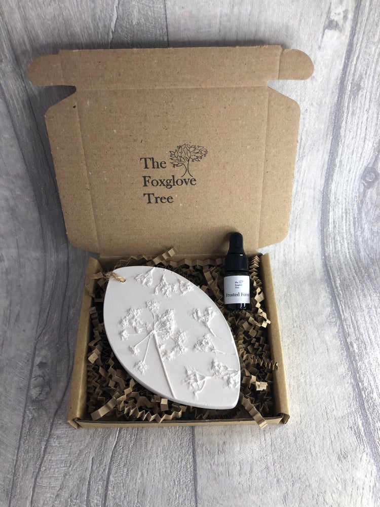 Cow Parsley Botanical Cast Fragrance Diffuser Large
