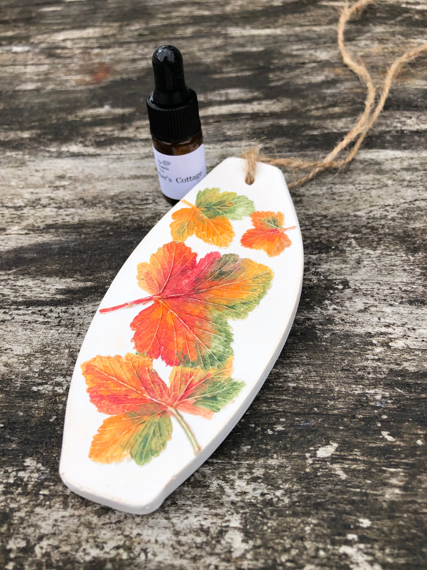 handmade scent diffuser nature inspired featuring autumn leaves